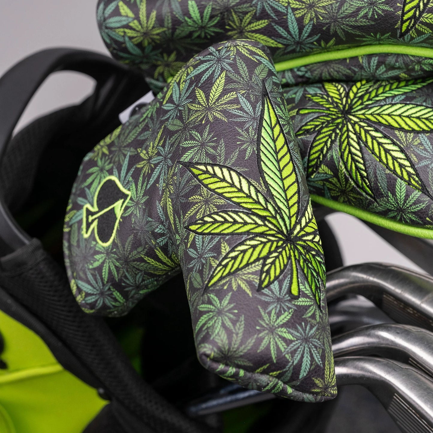 High Handicap Blade Putter Cover image 5