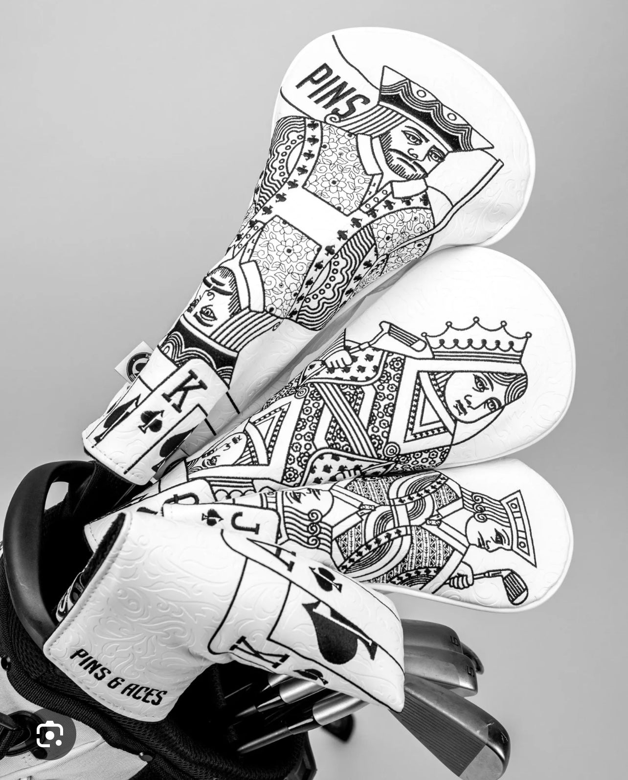 White out Ace of spades blade putter cover image 1