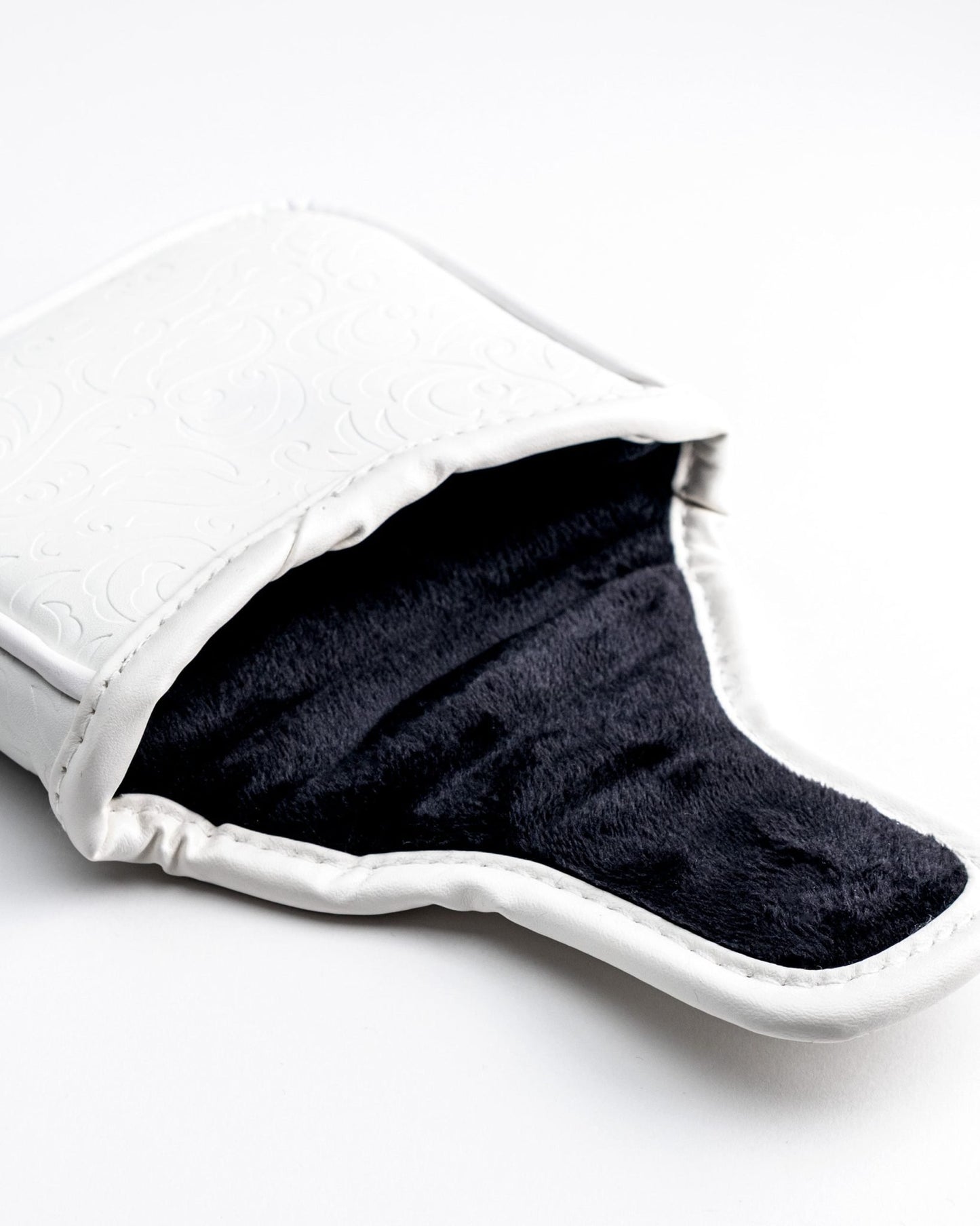 White Out Ace of Spades - Mallet Putter Cover image 4